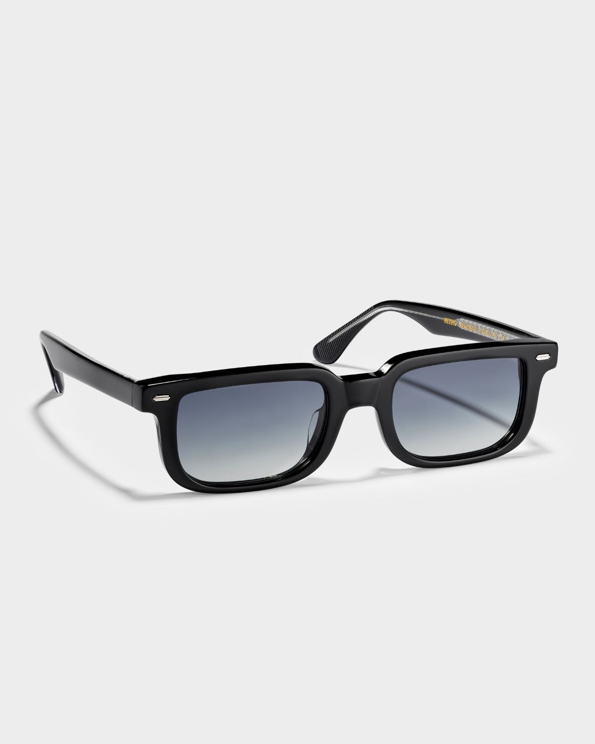Vetro Black - THE RESORT CO
