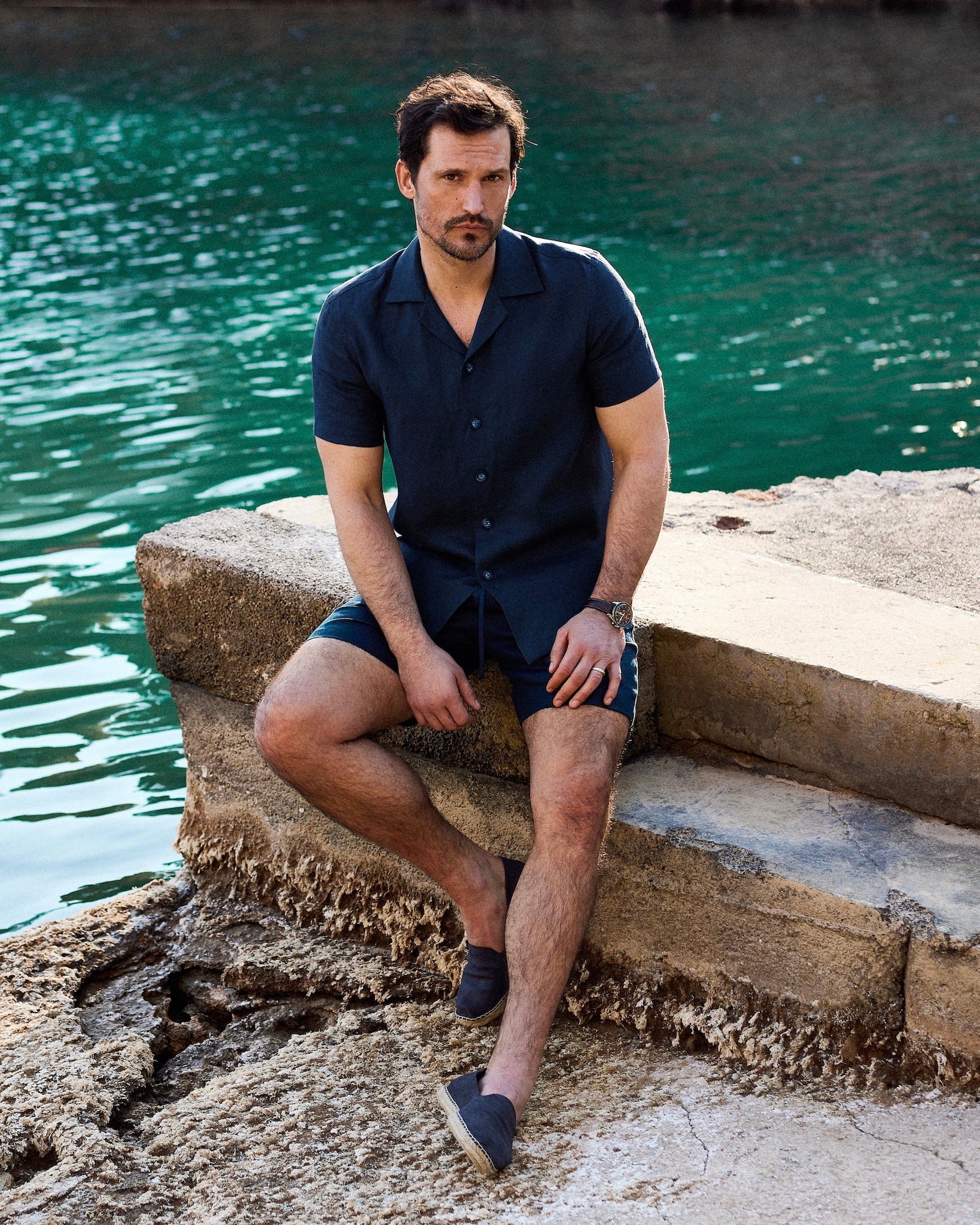 Linen Resort Shirt Navy - THE RESORT CO