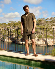 Linen Resort Shirt Olive - THE RESORT CO